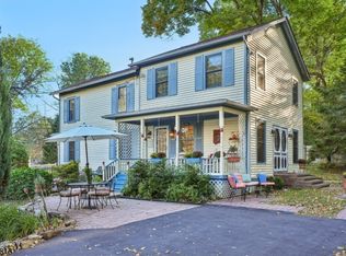 112 Flocktown Rd, Long Valley, NJ 07853