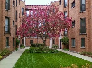 1639 W Pratt Blvd #1A, Chicago, IL 60626