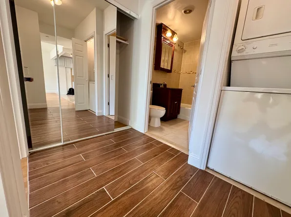 900 Lenox Road image 15 of 25