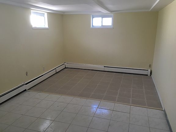 4th image of 3824 Little Neck Parkway #1