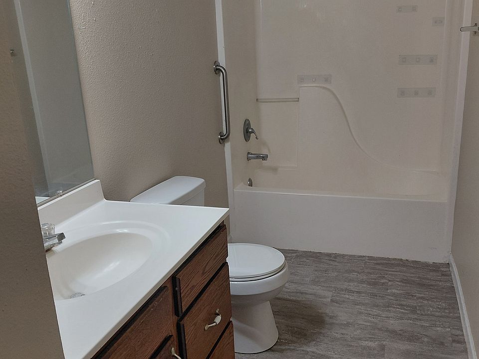 1st image of 3655 Woods Ct #A