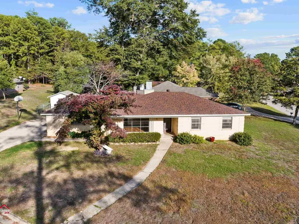 25 Cherrywood Cir, Marshall, TX 75672