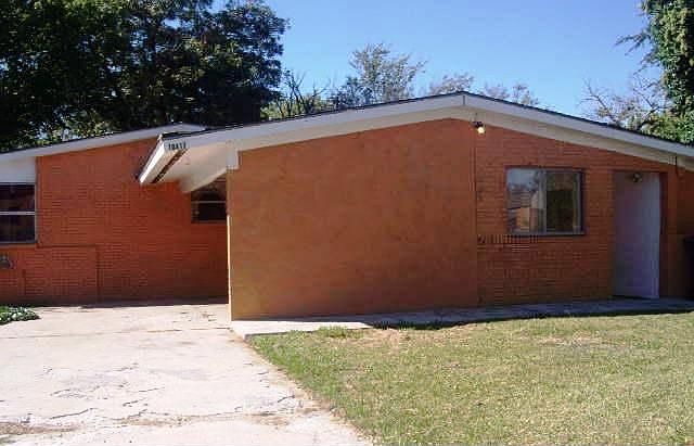 2nd image of 10417 Goodyear Dr