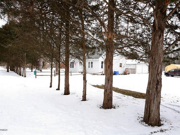 3rd image of 5160 Everhard Ave