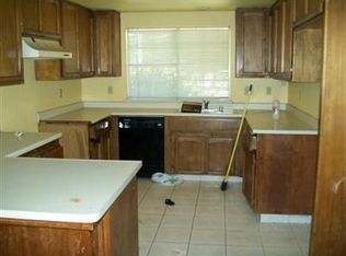 1304 Houser Ln, Modesto, CA 95351