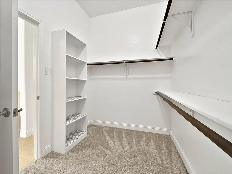 27 Waterfall Way — Photo 14