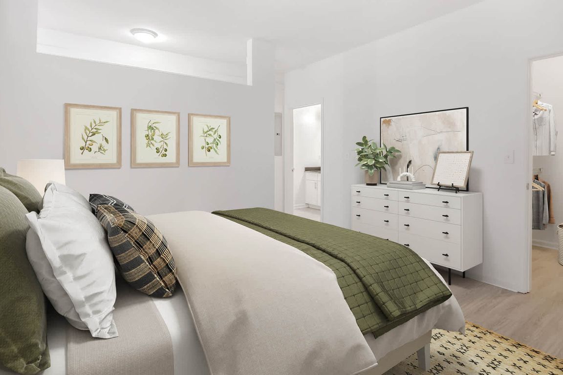 Bedroom with Hardwood Flooring