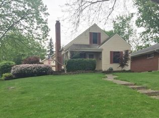 3268 Zephyr Dr, Dayton, OH 45414