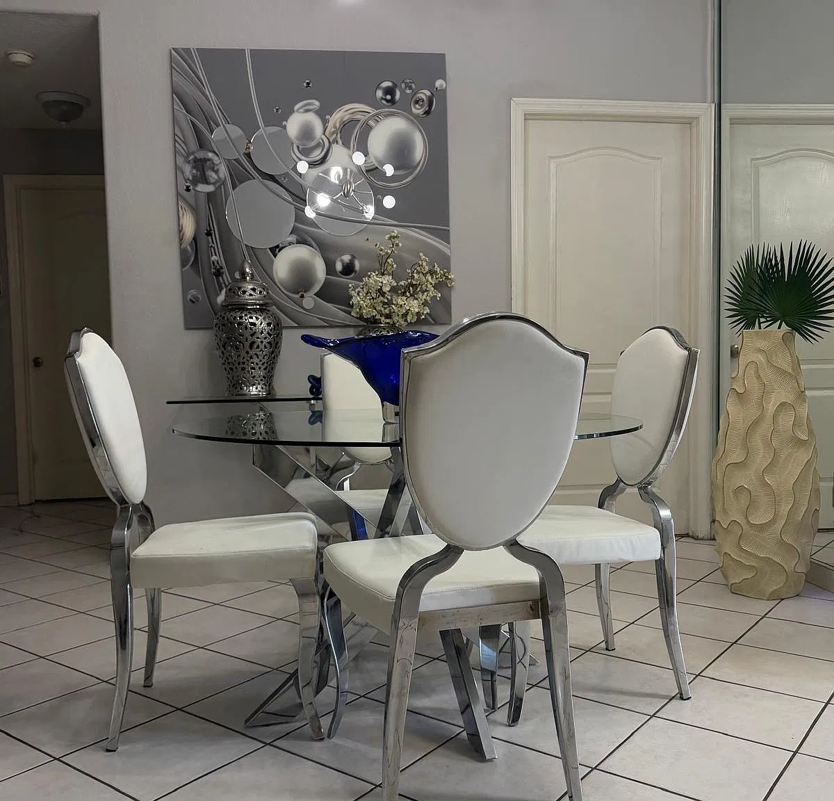 2 bed, 1029 sqft, $2,400 — Photo 3