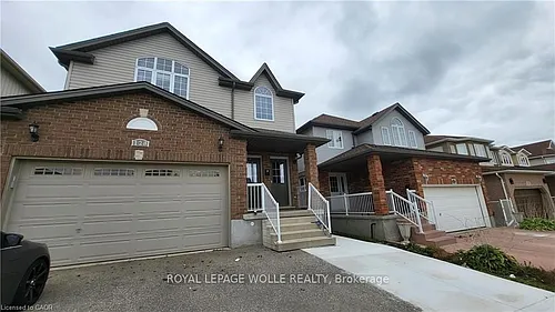 128 Udvari Cres #A Photo 1 128 Udvari Cres #A Photo 1