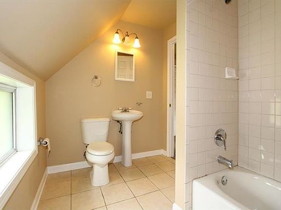 5th image of 3952 Odin Ave