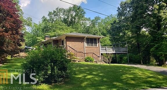 3rd image of 463 Wildwood Cir
