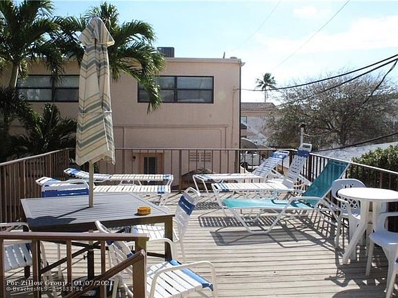 3rd image of 4209 El Mar Dr #1