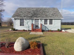 39792 82nd Ave, Decatur, MI 49045