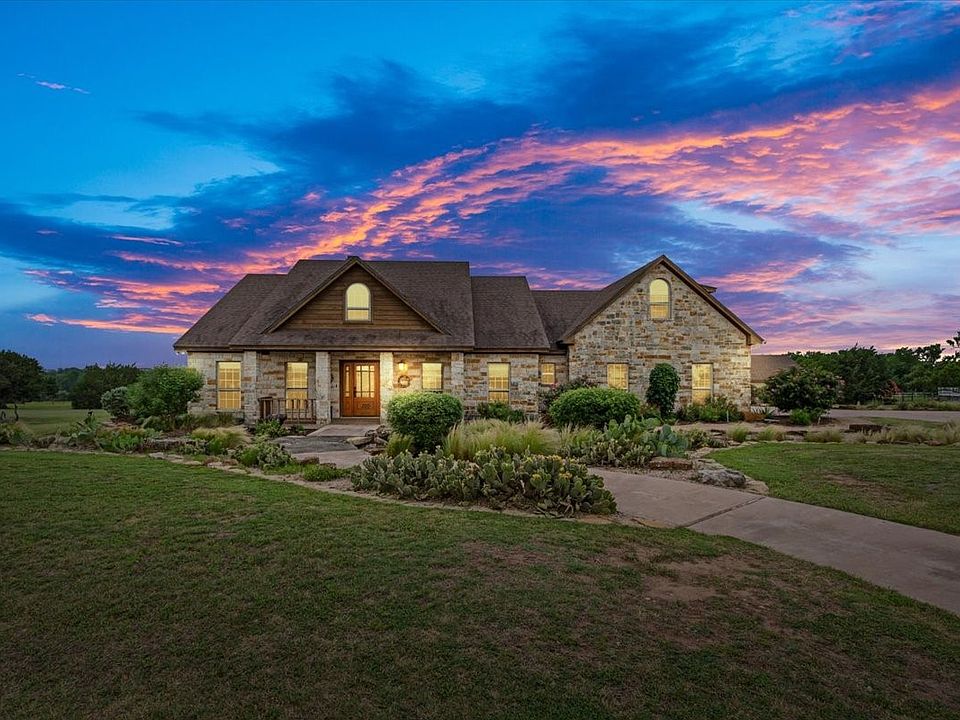 1st image of 200 Ranchcrest Rd