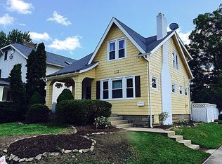 1039 W 2nd Ave, Grandview, OH 43212