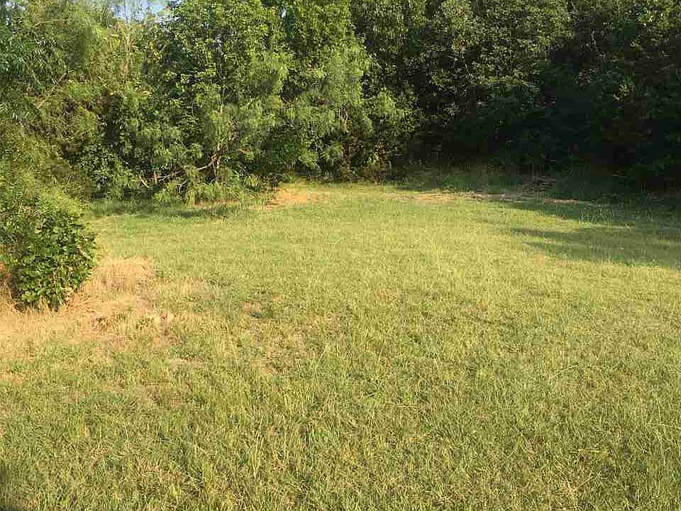 2nd image of 1416 White River Dr