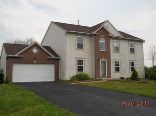 526 Adrian Dr, Delaware, OH 43015