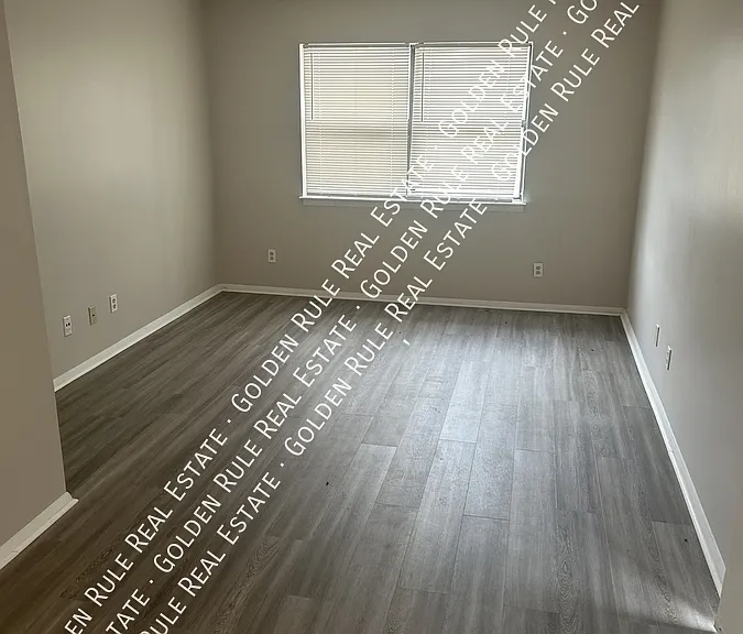 104C Village Ln #VILLAGE LANE — Photo 5