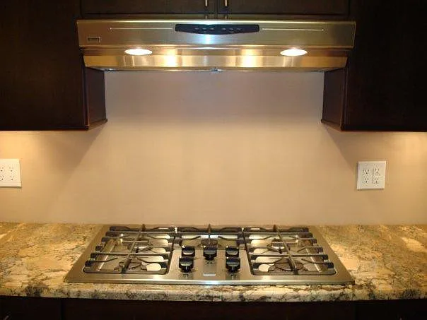 3008 N Palm Dr — Photo 4