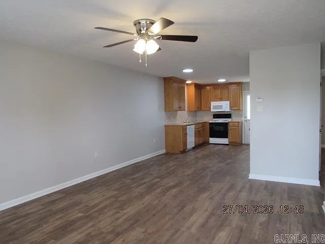 Building Photo - 11B Alexis Ln