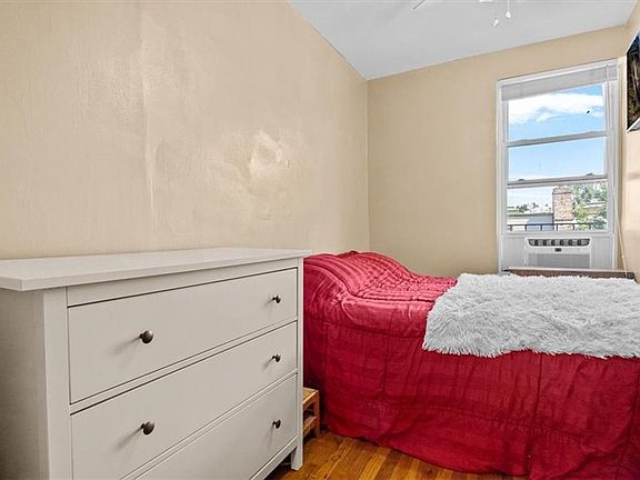 4th image of 759 40th St APT 3B
