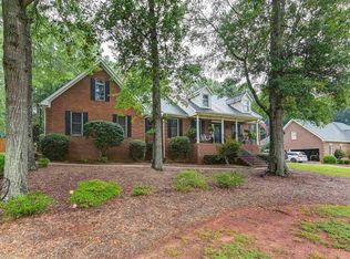 722 Charter Ln, Lexington, SC 29072