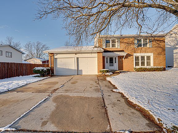 2nd image of 14 Hampshire Ct