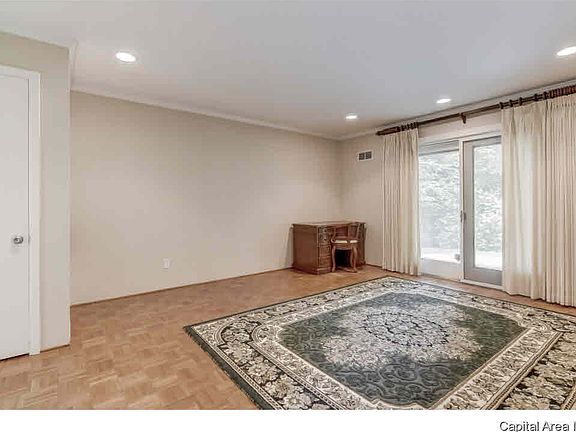 3rd image of 1545 S Willemore Ave