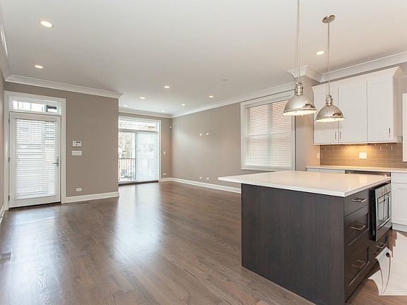5th image of 878 W Lill Ave APT 2