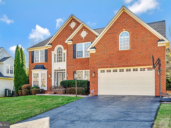 4th image of 43 Nugent Dr