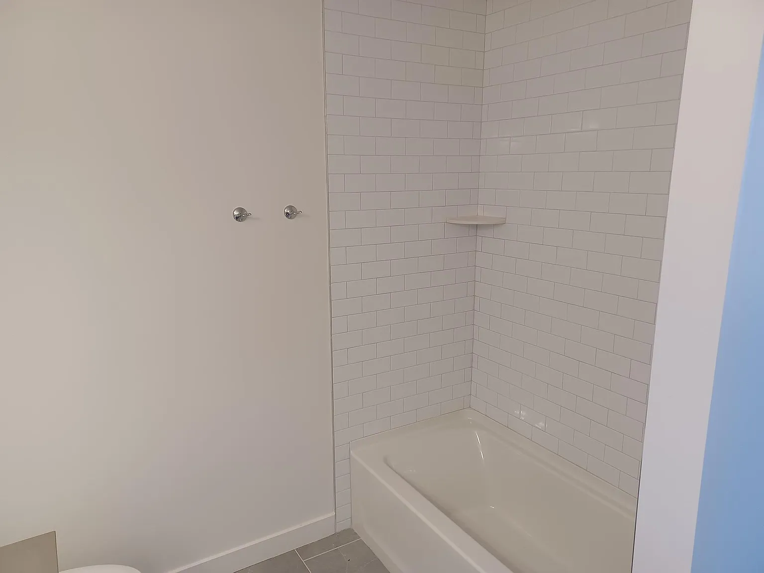 2 bed, 2.5 bath, 1395 sqft, $1,595 — Photo 3