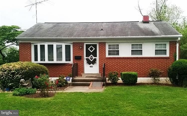 1st image of 2358 W Longview Dr