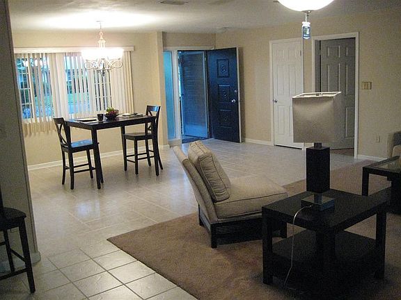 3rd image of 1008 NW 34th Ter