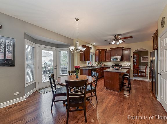 3rd image of 12809 S Wexford Dr
