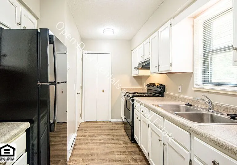 501 Autumn Hills Dr — Photo 6
