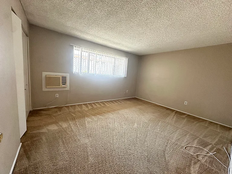 135 Diamond St #2 — Photo 6