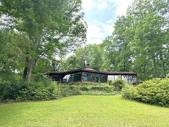3rd image of 815 County Road 3170