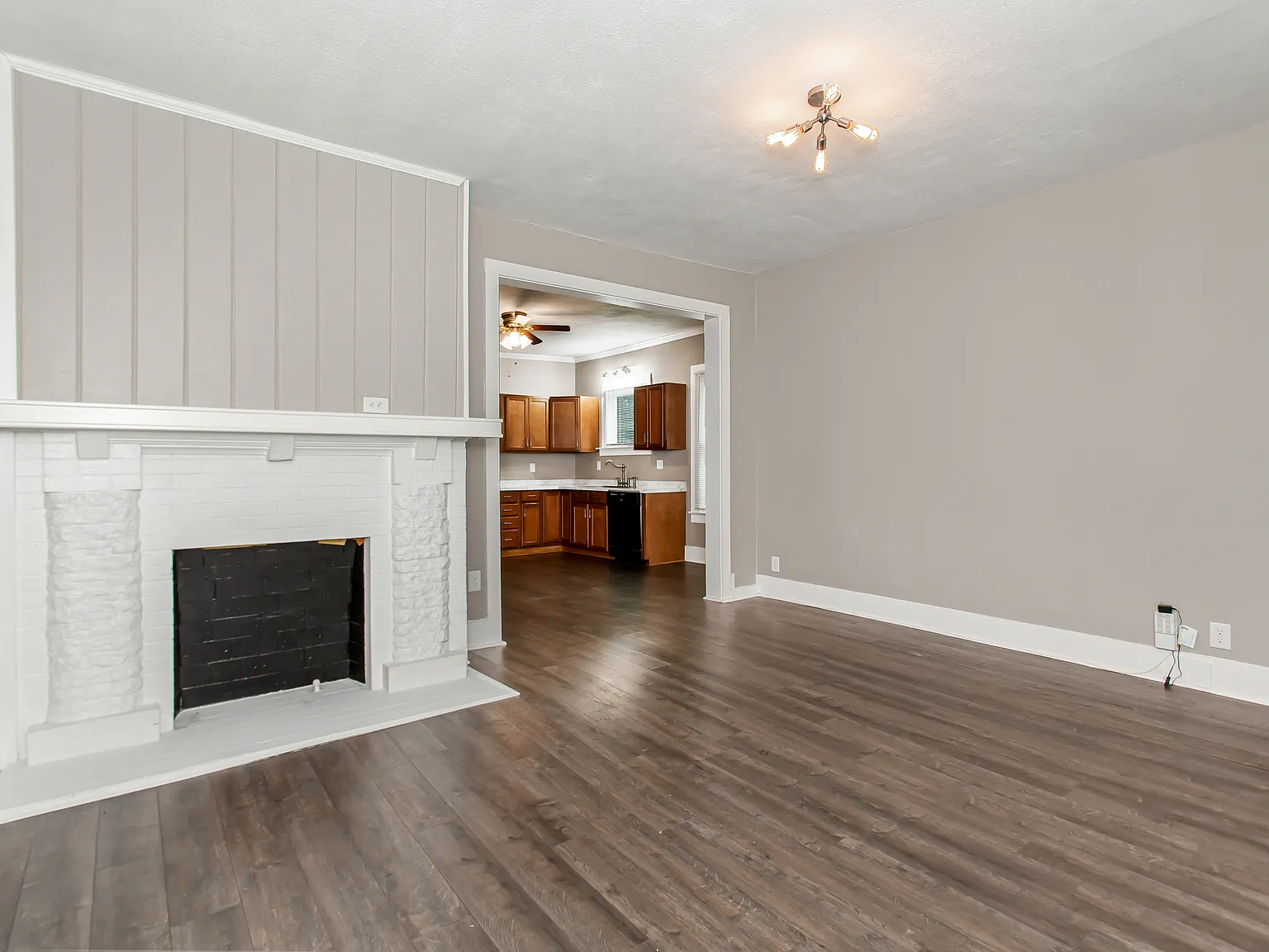 1 bed, 720 sqft, $1,050 — Photo 2