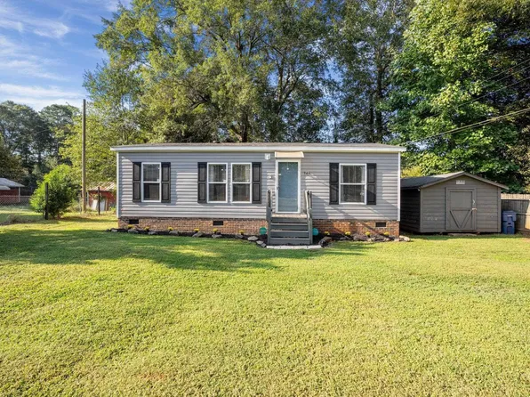 166 Hill St, Wellford, SC 29385