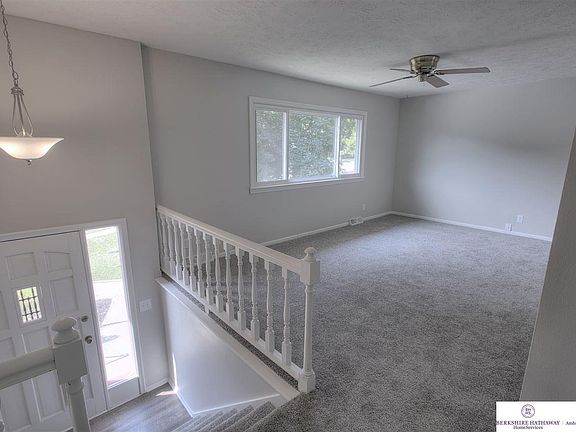 3rd image of 15180 Jefferson St
