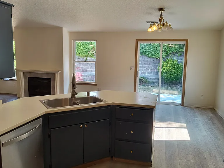 15409 NE 83rd St — Photo 3