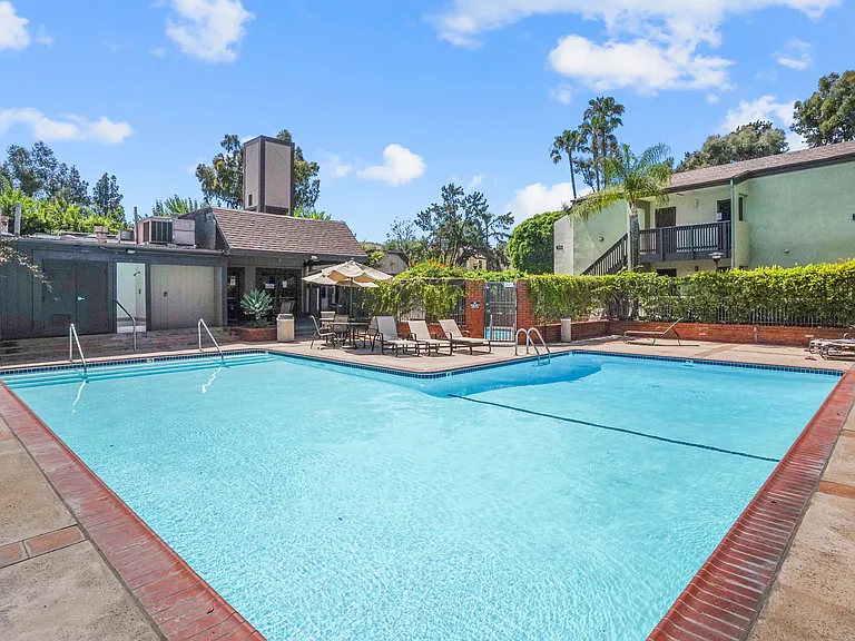 7980 Mission Center Ct #E — Photo 21