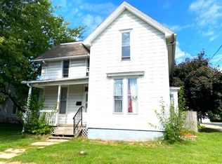 206 E 7th St, Sterling, IL 61081