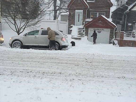 3rd image of 701 Targee St