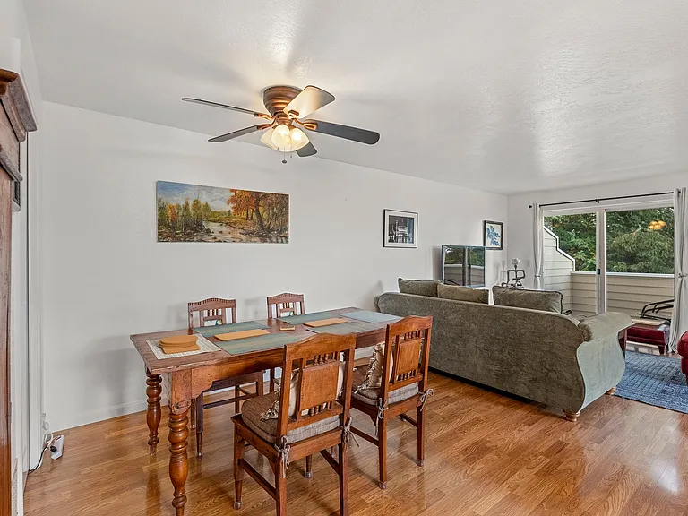 3810 Colony Oaks Dr — Photo 11