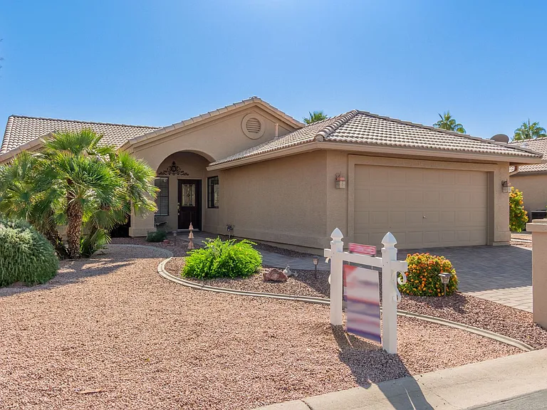 9559 E Sunburst Dr — Photo 7