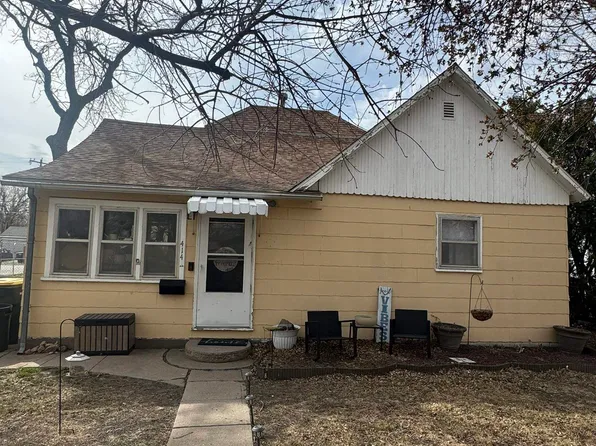414 S Bellevue Ave, Hastings, NE 68901