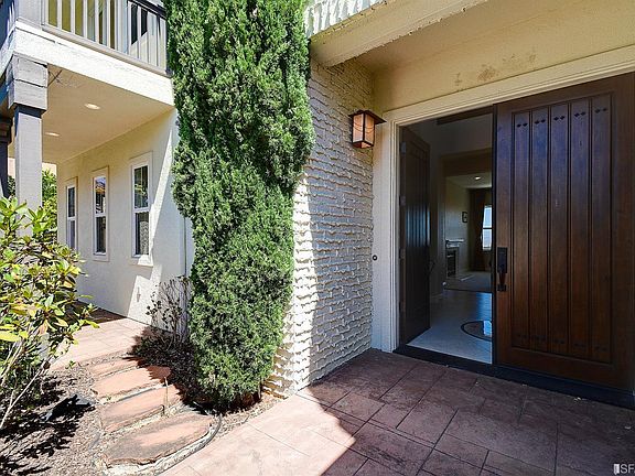 2nd image of 68 Stonetree Ln