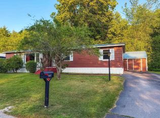 1007 Camelot Dr, Exeter, NH 03833